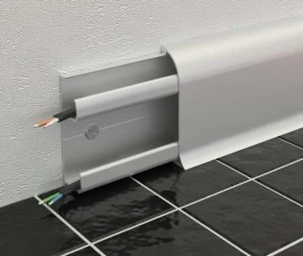 Алюминиевый плинтус Fezard Серебро 65х24х2,5м в Магнитогорске