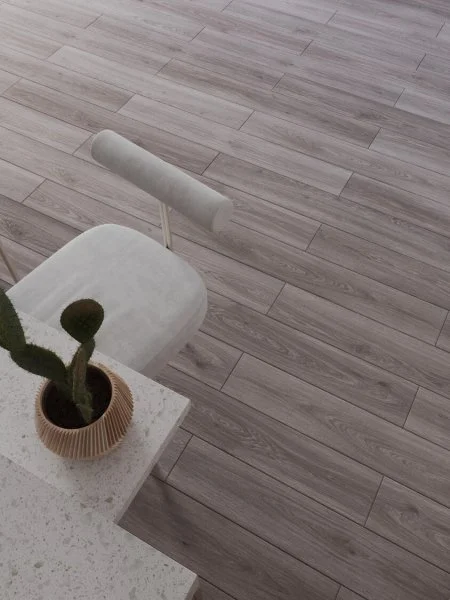 Ламинат Egger PRO 10/33 4V Дуб Камвуния серый EPL221 в Магнитогорске