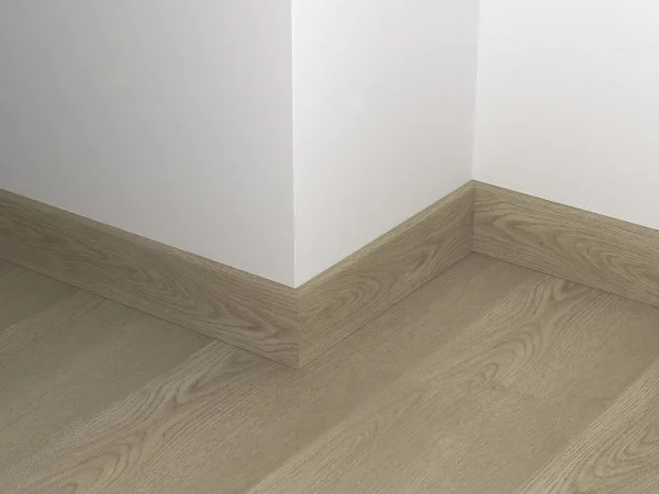 Кварцевый плинтус Alpine Floor Grand Sequoia 11-18 Шварцевальд в Магнитогорске