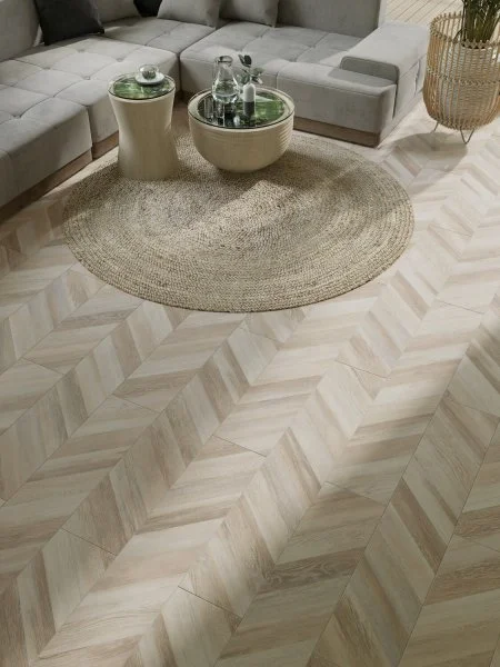 Ламинат Egger PRO 8/33 4V Large Дуб Кестинкорт Шампань правая EPL242F4CR в Магнитогорске