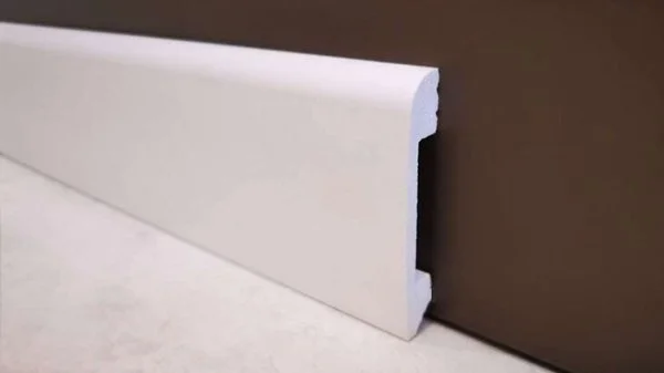 Плинтус Solid UHD 05/80 (80х13х2400 мм) в Магнитогорске