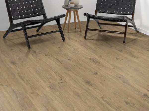 Ламинат Egger PRO 8/33 Дуб Ла-Манча EPL018 в Магнитогорске