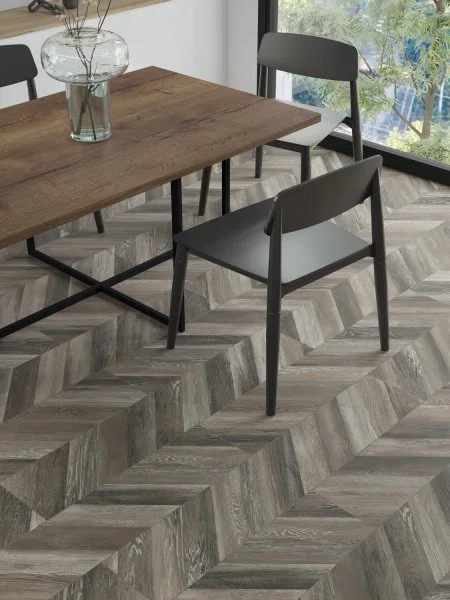 Ламинат Egger PRO 8/33 4V Large Дуб Кестинкорт Шоколад левая EPL240F4CL в Магнитогорске