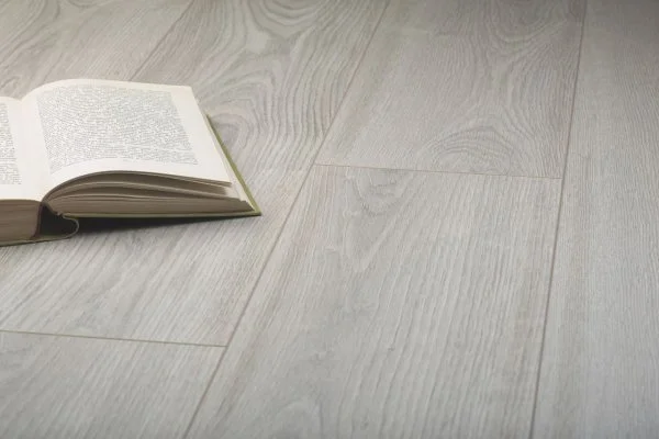 Ламинат Kronopol Platinium Milo Aqua Block 3034 Ferrara Oak в Магнитогорске