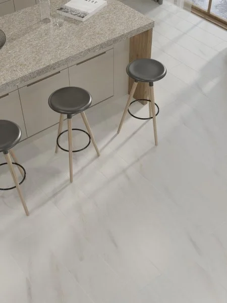 Ламинат Egger PRO 8/33 4V Large Aqua+ Мрамор Леванто белый EPL245 в Магнитогорске